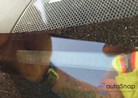 2013 Toyota Prius Two z USA, uszkodzony, nr VIN JTDKN3DU8D5629331